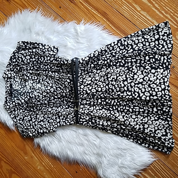 Forever 21 Dresses & Skirts - Forever 21 Short Sleeve Belted Dress